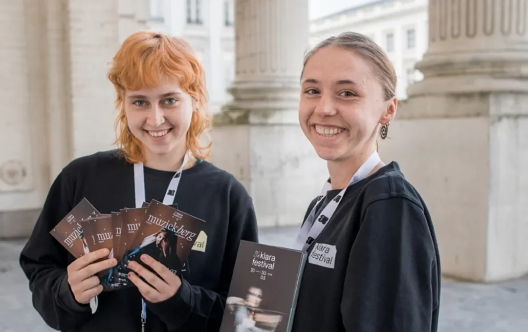 Stagiairs aan het werk tijdens Klarafestival