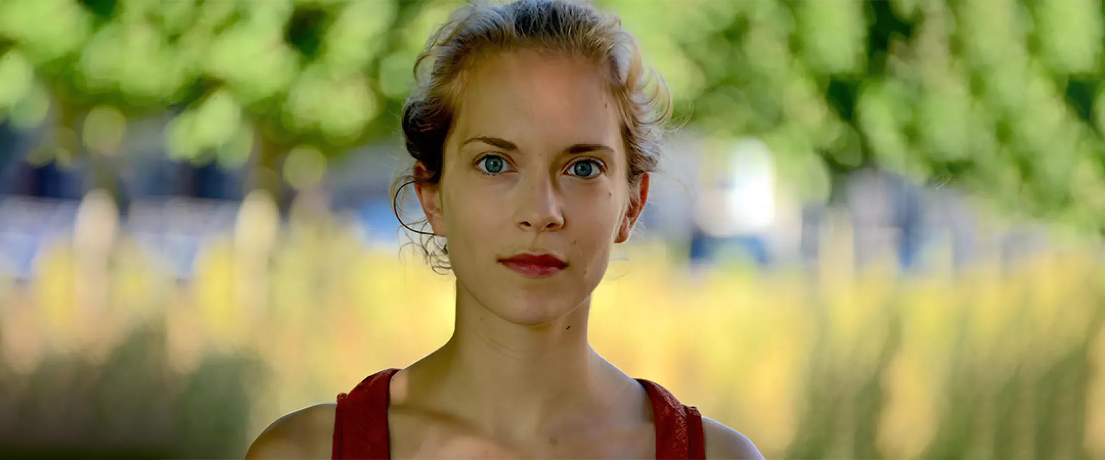 Lore Binon portret
